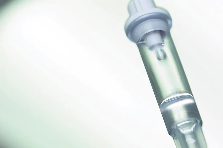 不安や恐怖心を和らげる静脈内鎮静法