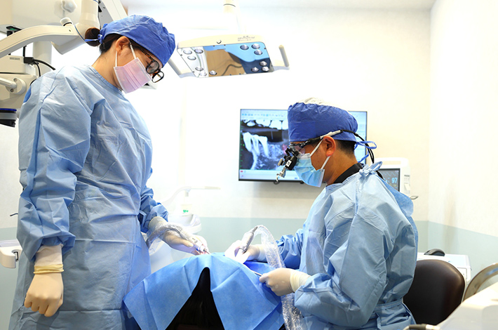 500症例以上の豊富なインプラント実績